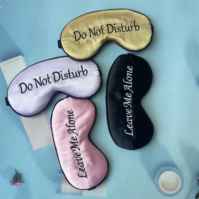 Masque de Sommeil en Soie Brodée avec Sangle Ajustable